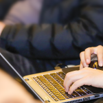 Pornhub：危险网站中的清流