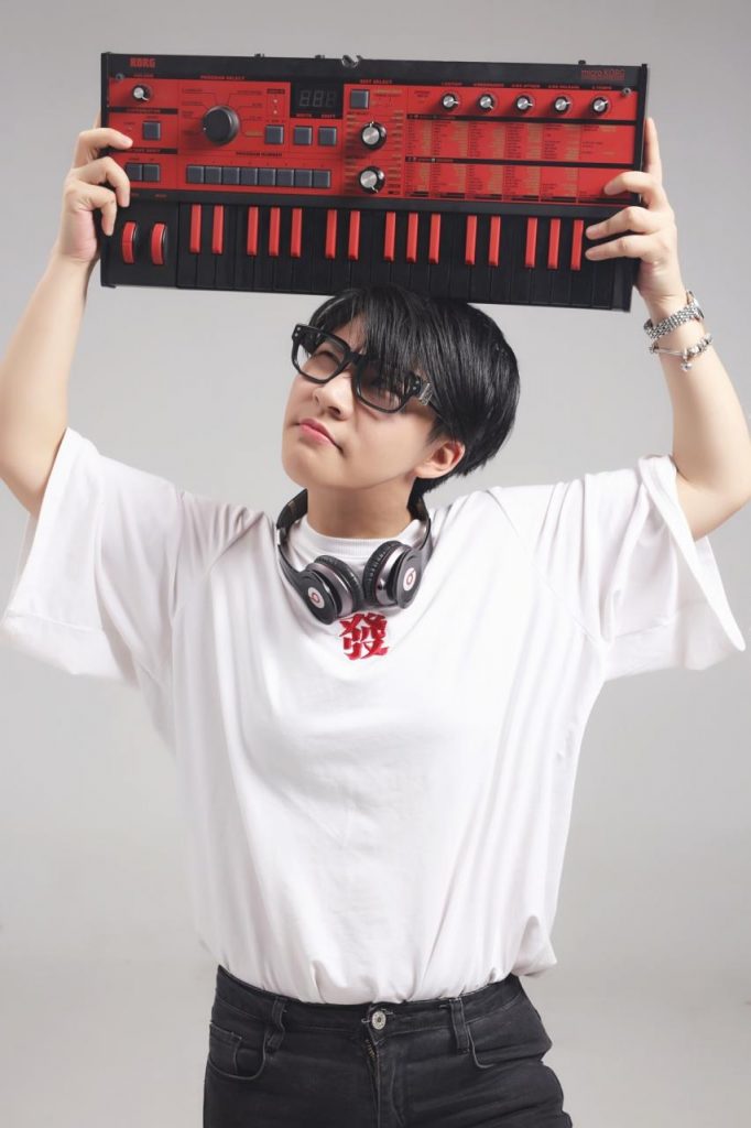 如何包装一个练习生？中国偶像产业大揭秘