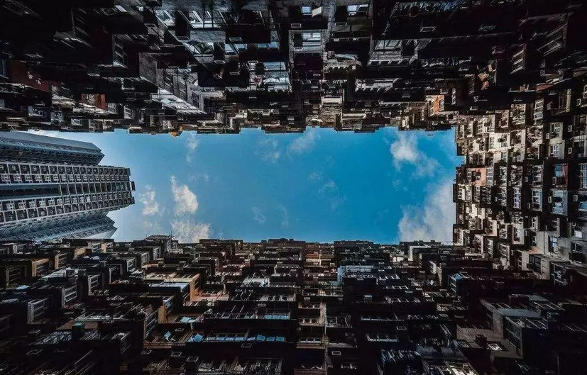 18000家MCN开始赔钱：10人进9人赔 红海变黑海