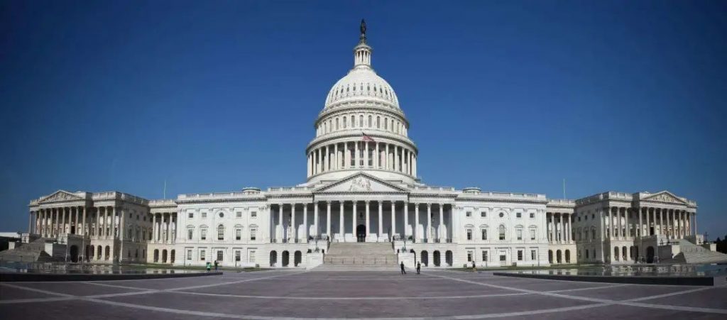 张一鸣只剩告特朗普一条路了