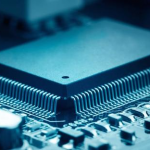 全球芯片乱战，技术惶恐时代到来