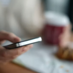 十一黄金周期间，华为和苹果“卖爆”