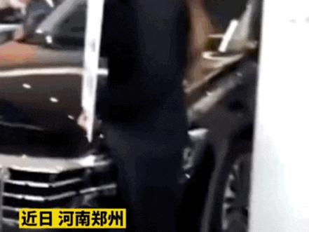 擦边上瘾,卖车直播间变味了插图14 擦边上瘾,卖车直播间变味了