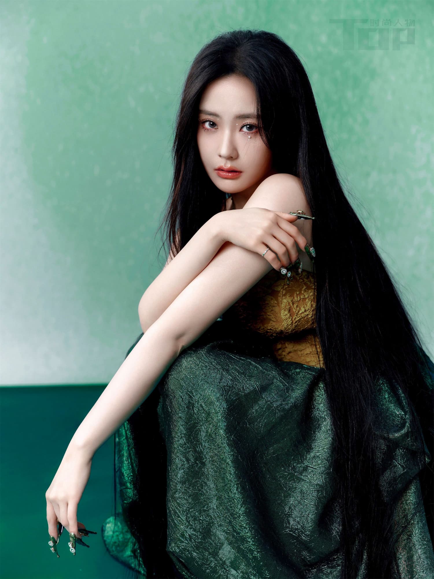 只此烟青，绚烂至柔—王艺瑾