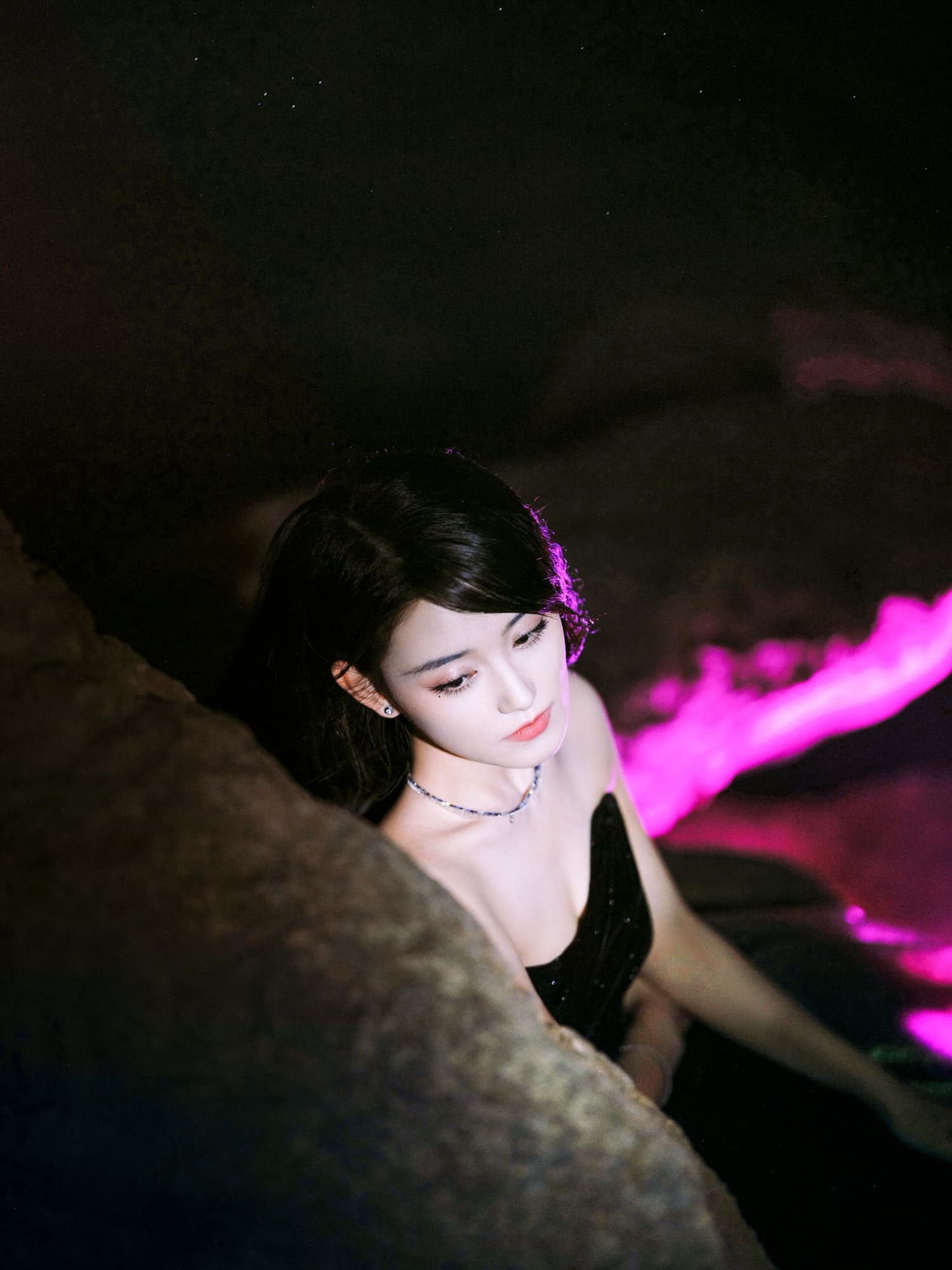 暗夜星空,细数微光—蒋依依