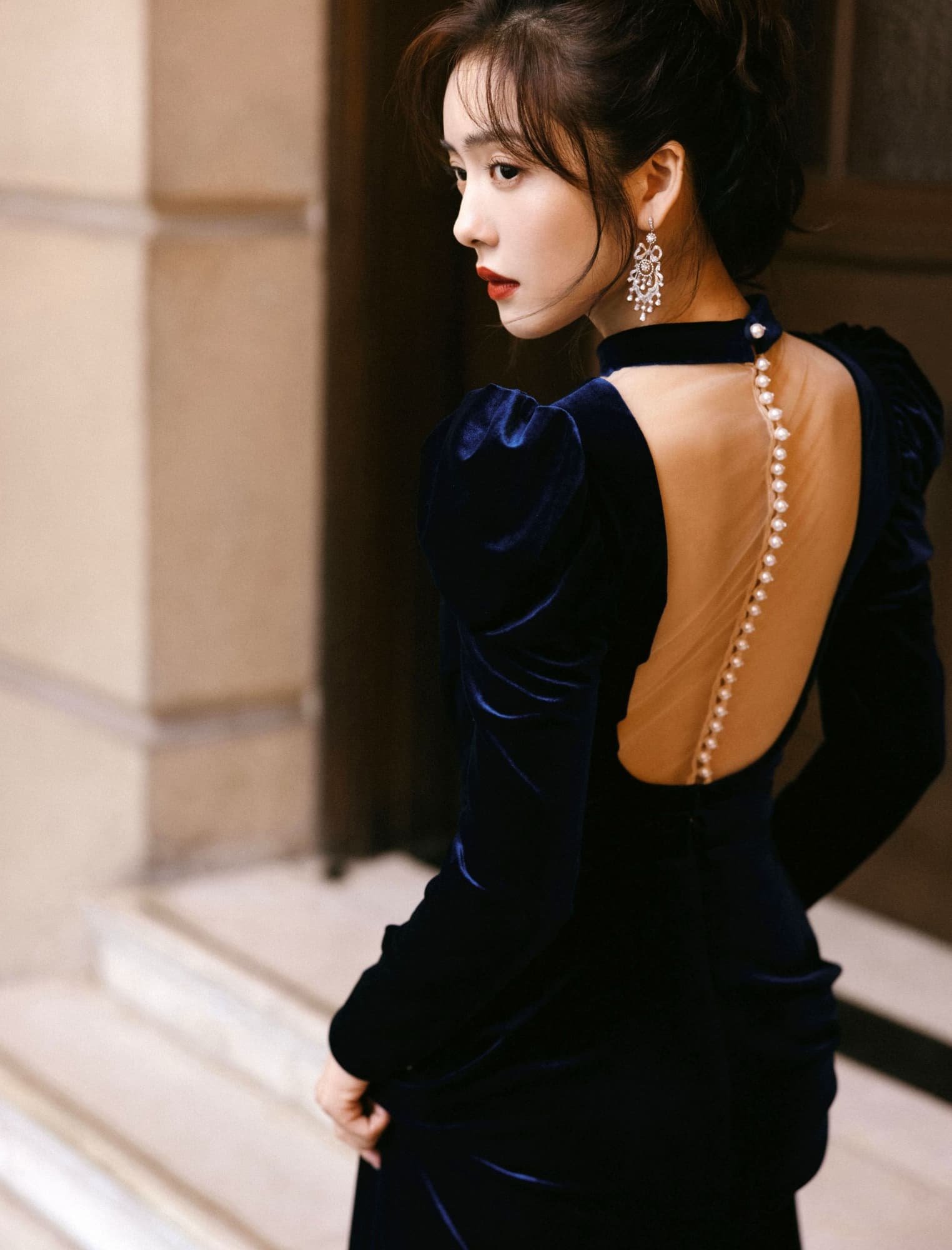 优雅炙热奔赴山海－蔡文静