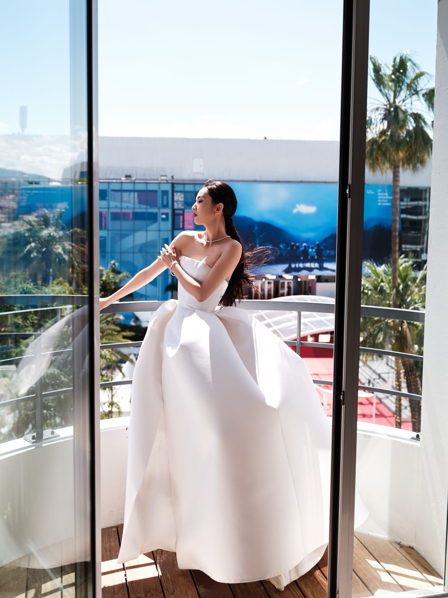 星光熠熠，踏梦而来—佟丽娅