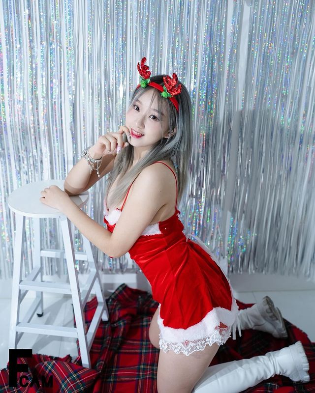 Sung Hyo Ryun(成孝蓮)