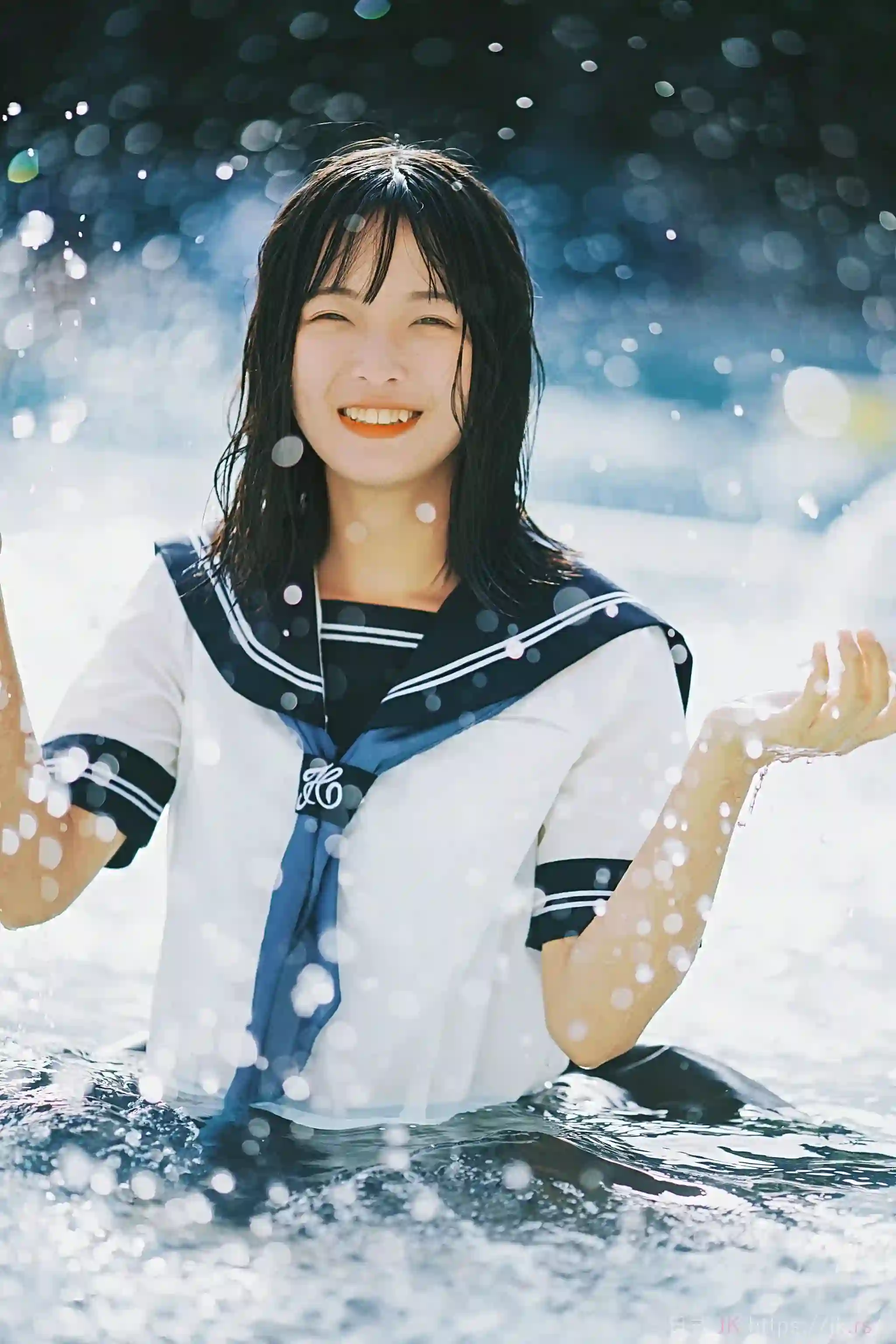 夏日里的小清新泳池