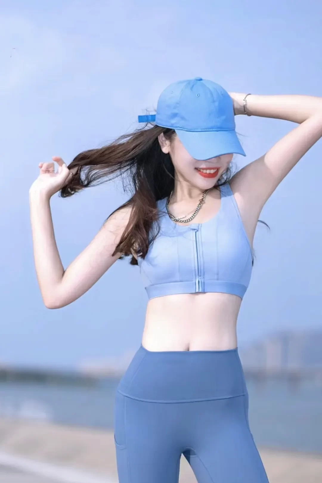 瑜伽瑜伽，幸福倍加。