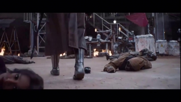 《死侍与金刚狼》曝“牌皇”删减片段 贱贱：他没死