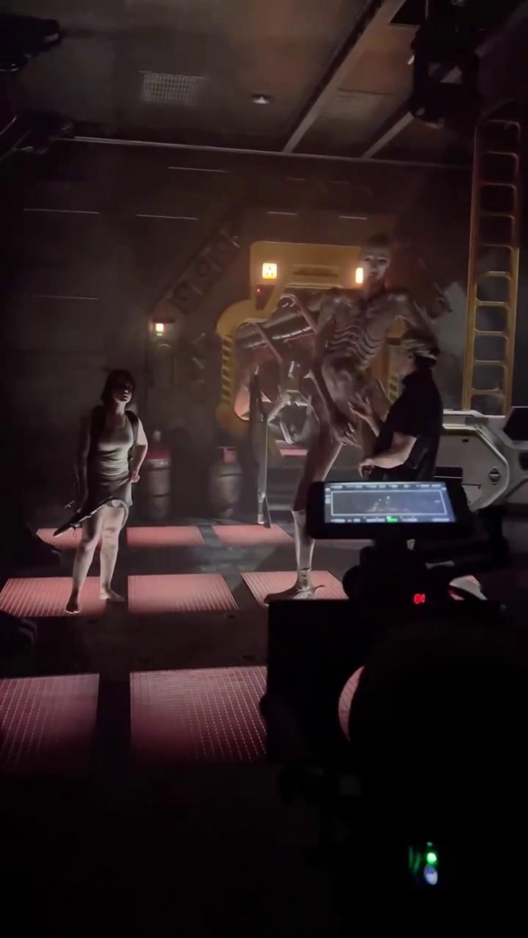 《异形：夺命舰》曝新特辑 "人体异形"是真人扮演的