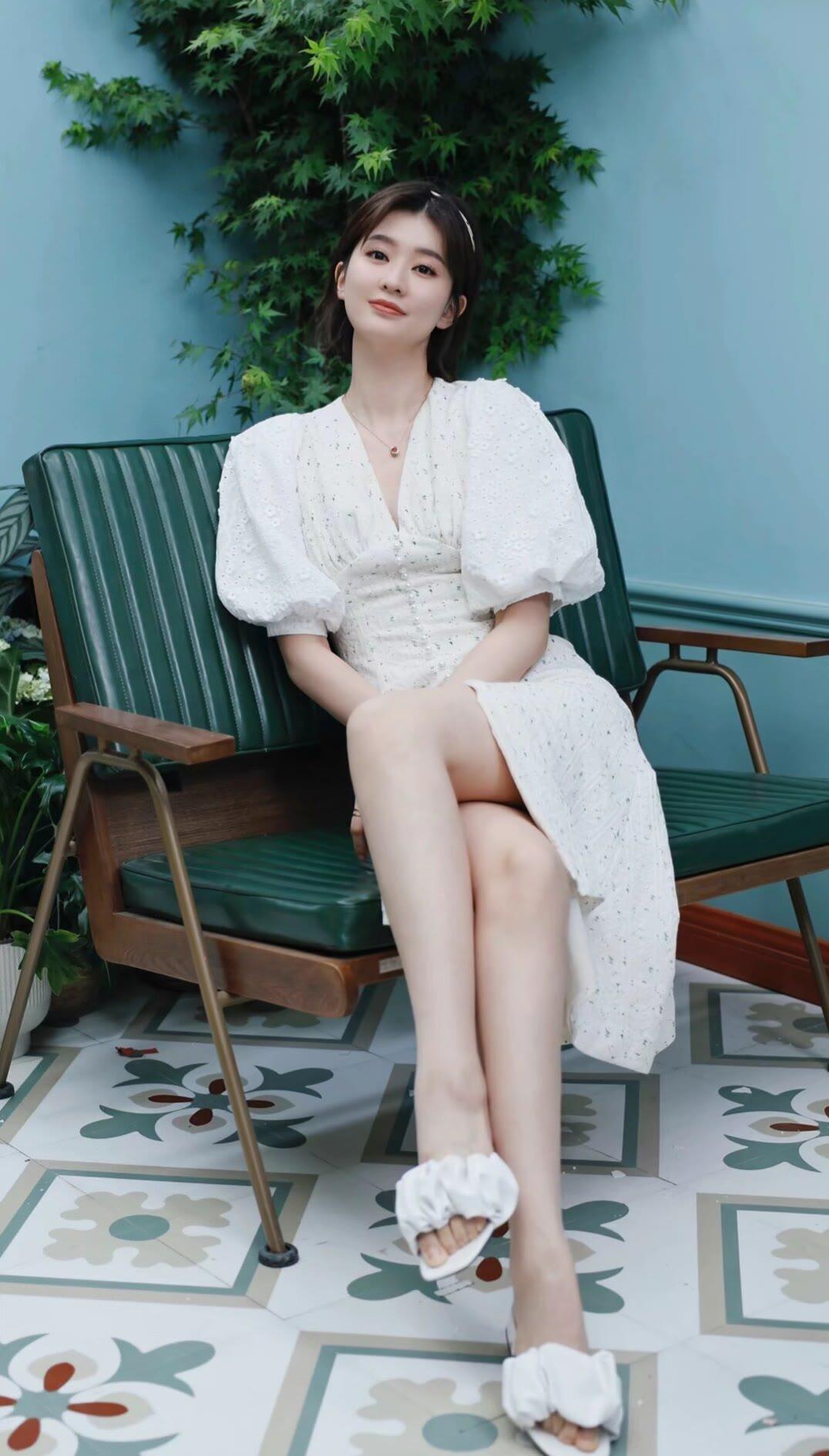 乔欣 ｜ 温文尔雅，性感妩媚，身姿曼妙